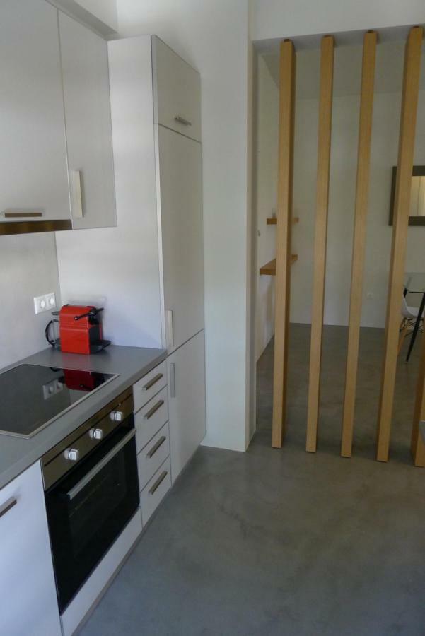 Deluxe Apartment In Vouliagmeni Ateny Zewnętrze zdjęcie